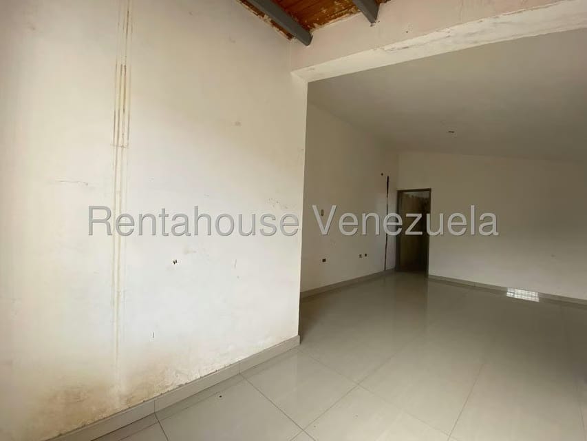 Casa (Duplex) en Venta en Los Educadores, Guarico - 16