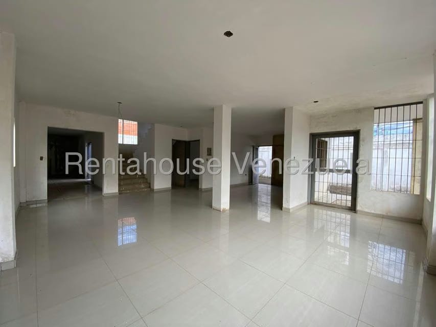 Casa (Duplex) en Venta en Los Educadores, Guarico - 4