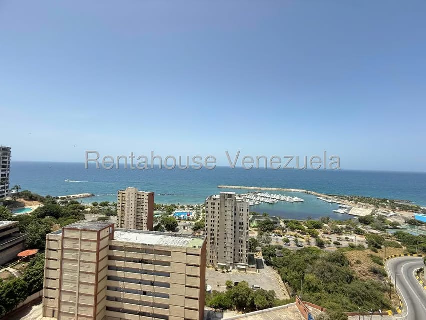Apartamento (1 Nivel) en Venta en Playa Grande, Vargas - 2