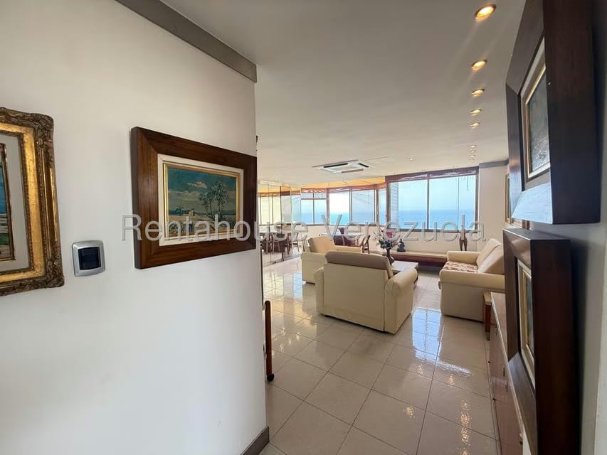 Apartamento (1 Nivel) en Venta en Playa Grande, Vargas - 4
