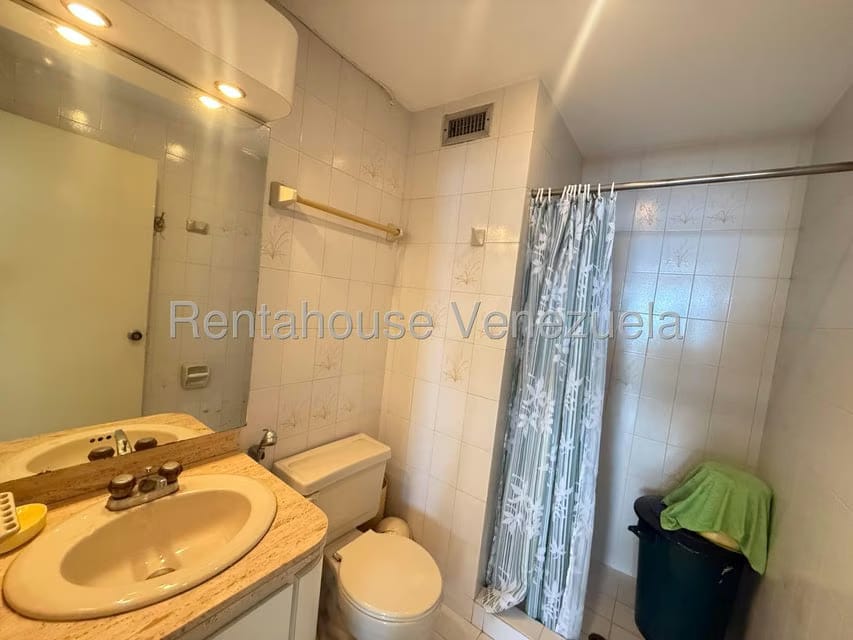 Apartamento (1 Nivel) en Venta en Playa Grande, Vargas - 10