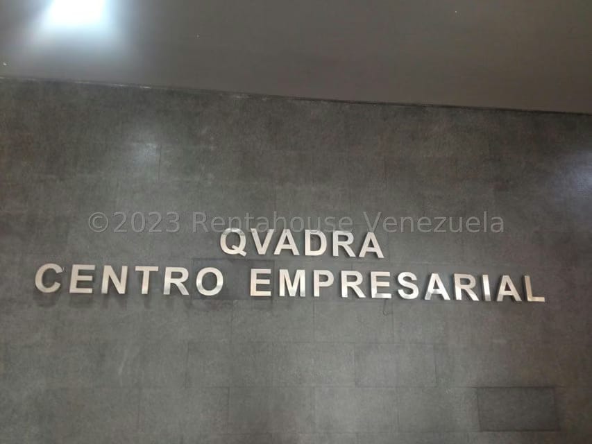Comercial (Oficina) en Alquiler en Los Dos Caminos, Distrito Metropolitano - 3