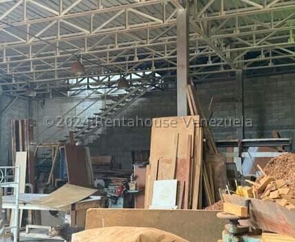 Comercial (Galpon - Deposito) en Venta en Sarria, Distrito Metropolitano - 12