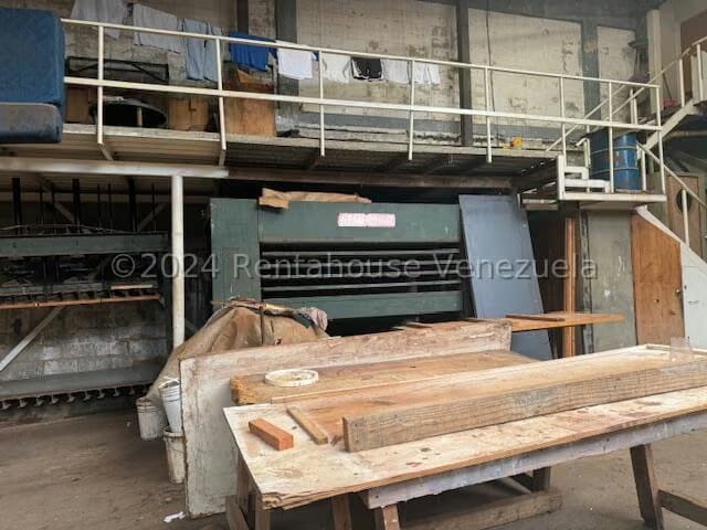Comercial (Galpon - Deposito) en Venta en Sarria, Distrito Metropolitano - 6