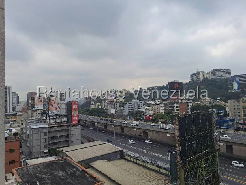 Comercial (Oficina) en Venta en Bello Monte, Distrito Metropolitano - 10