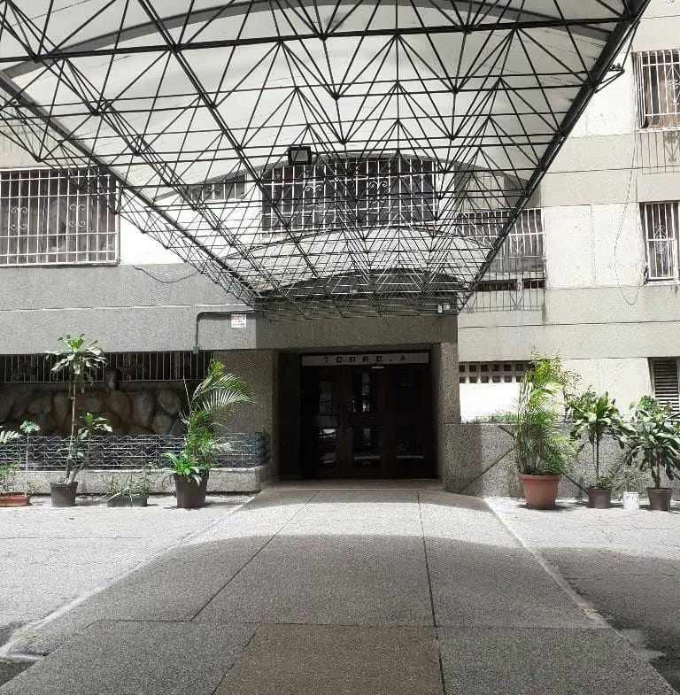 Apartamento en Venta en Urbanización El Paraíso - 2