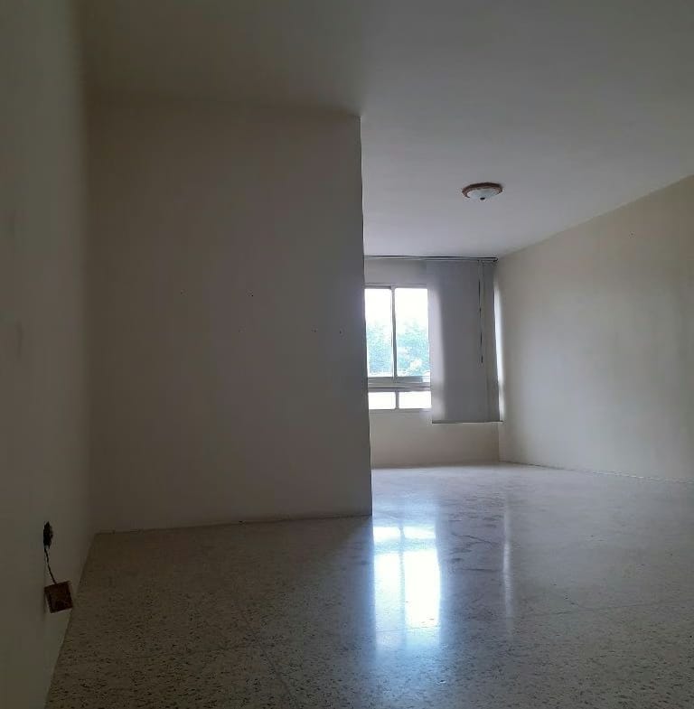 Apartamento en Venta en Urbanización El Paraíso - 5