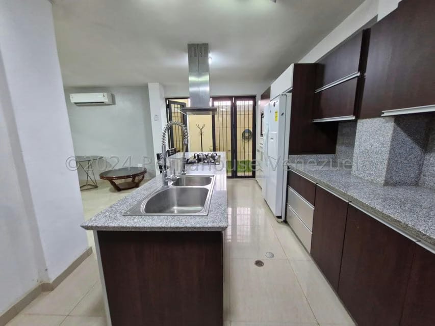 Casa (Duplex) en Venta en Conjunto Residencial Las Carolinas II, Aragua - 14