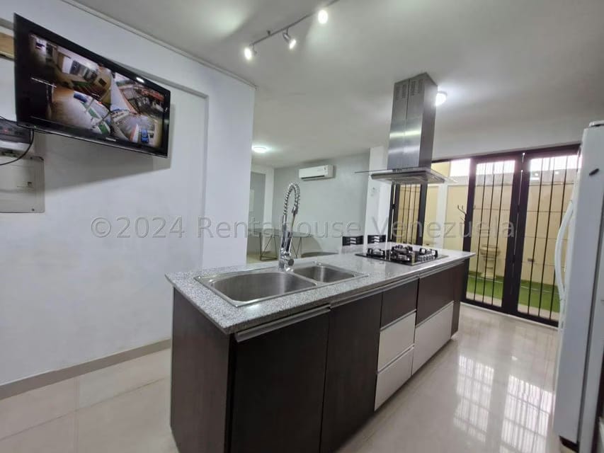 Casa (Duplex) en Venta en Conjunto Residencial Las Carolinas II, Aragua - 16