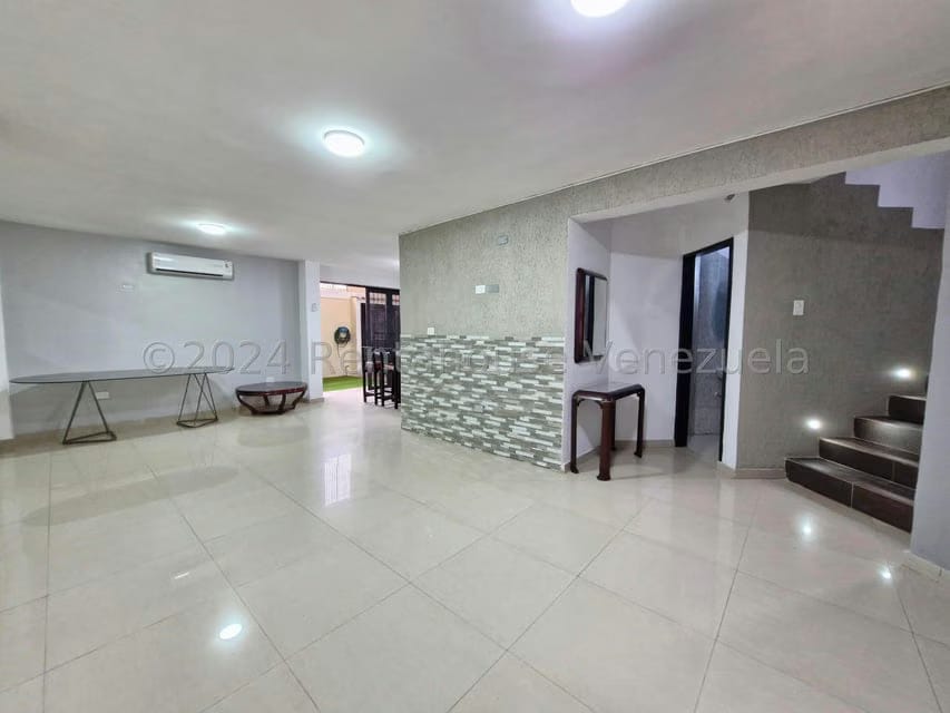 Casa (Duplex) en Venta en Conjunto Residencial Las Carolinas II, Aragua - 5
