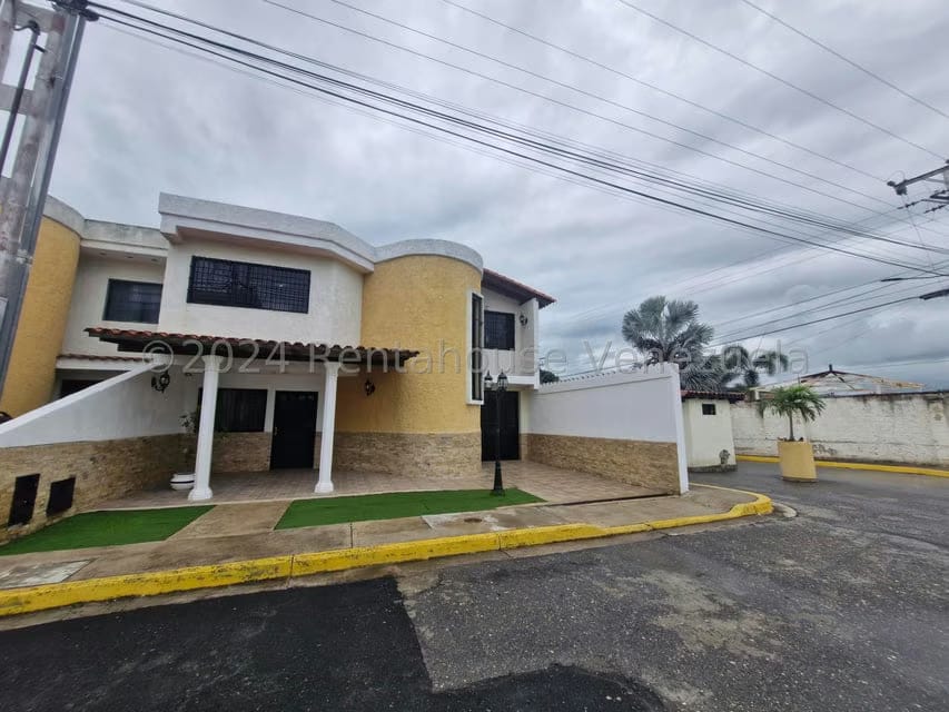 Casa (Duplex) en Venta en Conjunto Residencial Las Carolinas II, Aragua - 48
