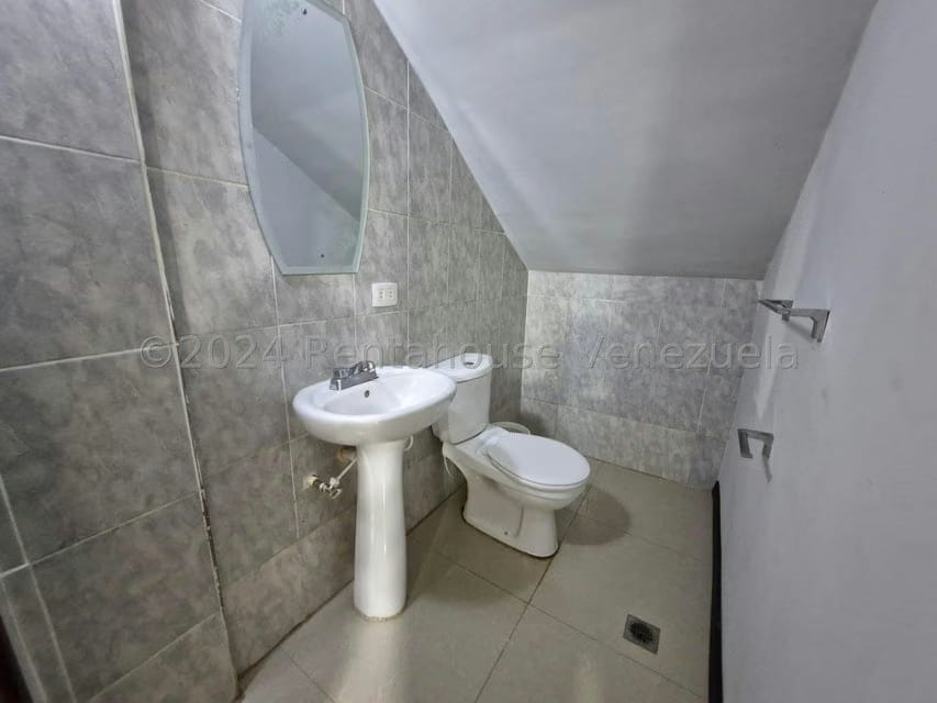 Casa (Duplex) en Venta en Conjunto Residencial Las Carolinas II, Aragua - 8