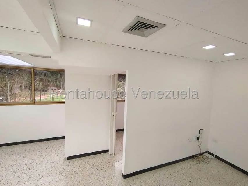Comercial (Local Comercial) en Venta en Prados del Este, Distrito Metropolitano - 20
