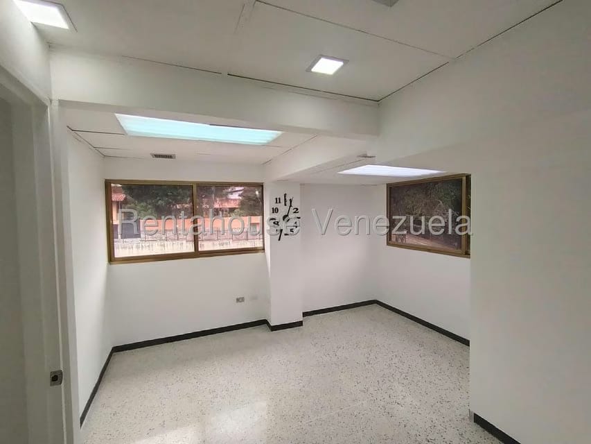 Comercial (Local Comercial) en Venta en Prados del Este, Distrito Metropolitano - 21