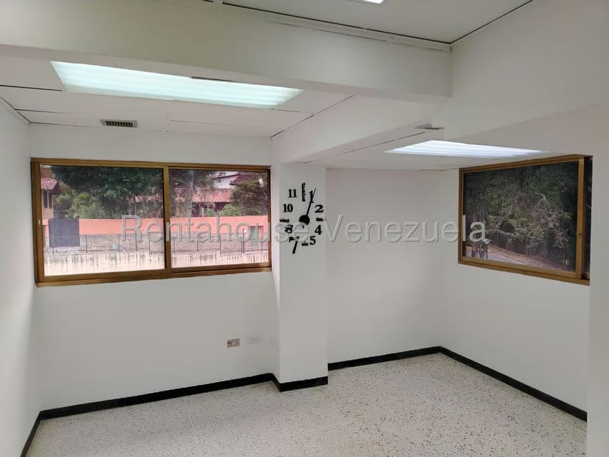 Comercial (Local Comercial) en Venta en Prados del Este, Distrito Metropolitano - 23