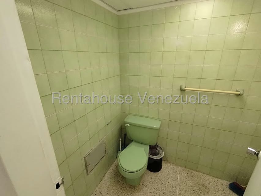 Comercial (Local Comercial) en Venta en Prados del Este, Distrito Metropolitano - 25