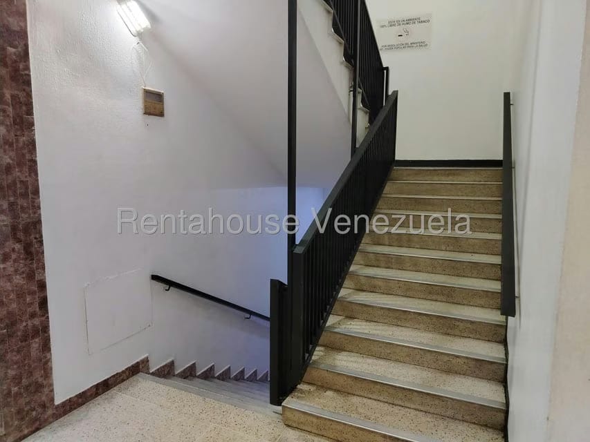 Comercial (Local Comercial) en Venta en Prados del Este, Distrito Metropolitano - 27