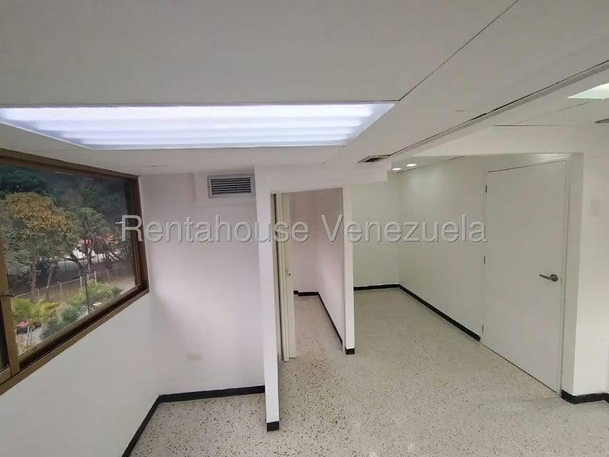 Comercial (Local Comercial) en Venta en Prados del Este, Distrito Metropolitano - 7