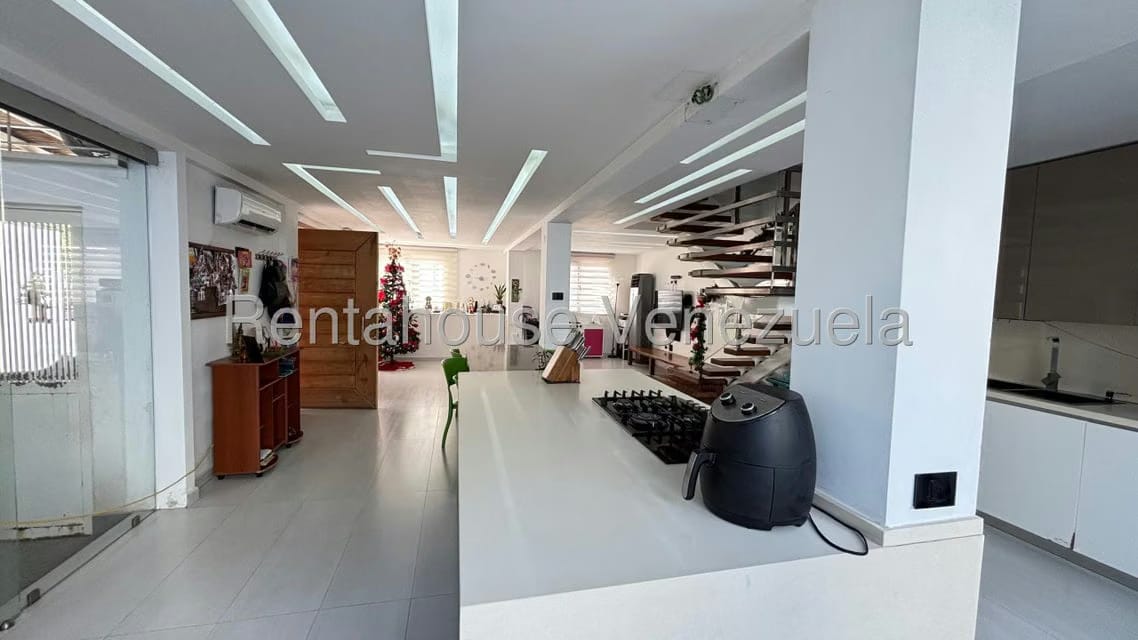 Casa (Multipes Niveles) en Venta en Canas Verdes, Lara - 16