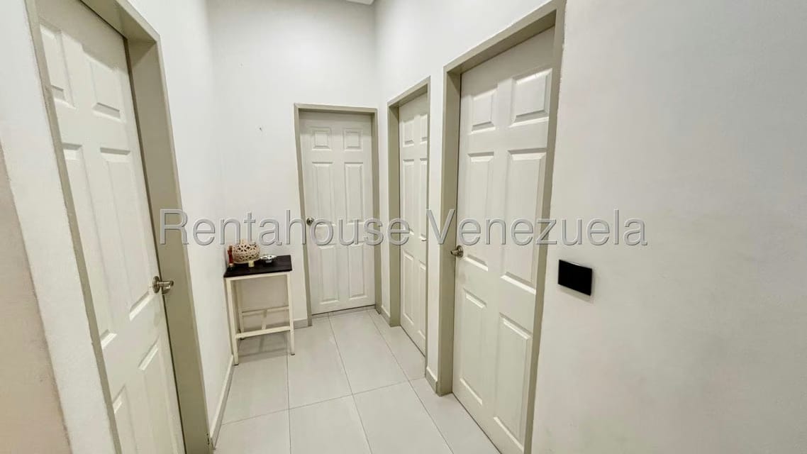 Casa (Multipes Niveles) en Venta en Canas Verdes, Lara - 18