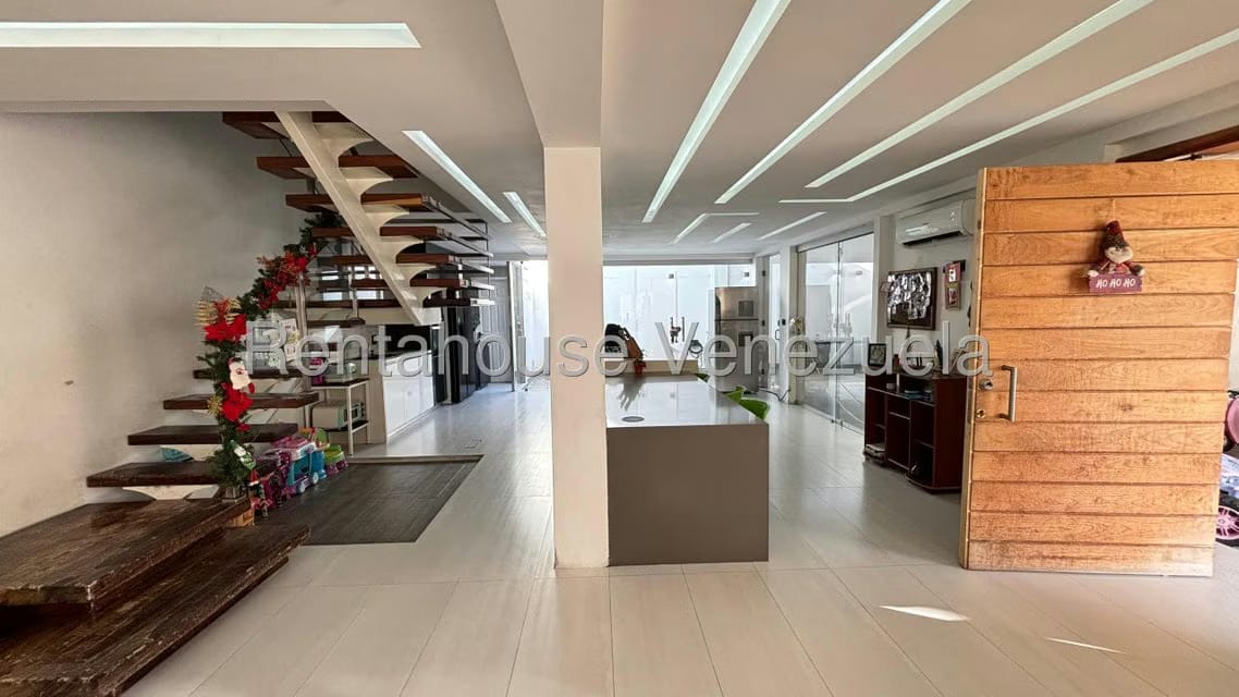 Casa (Multipes Niveles) en Venta en Canas Verdes, Lara - 4