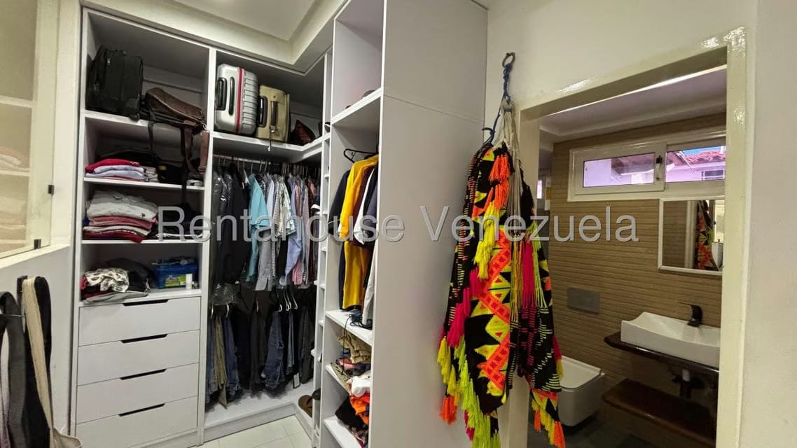 Casa (Multipes Niveles) en Venta en Canas Verdes, Lara - 32