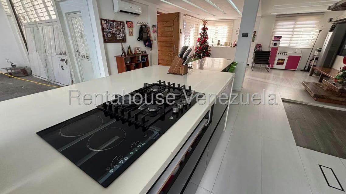 Casa (Multipes Niveles) en Venta en Canas Verdes, Lara - 9