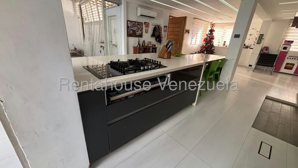Casa (Multipes Niveles) en Venta en Canas Verdes, Lara - 10