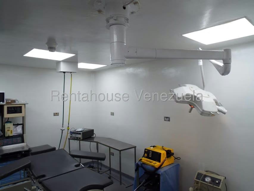 Negocios y Empresas (Medicina y Salud) en Venta en La Carlota, Distrito Metropolitano - 26