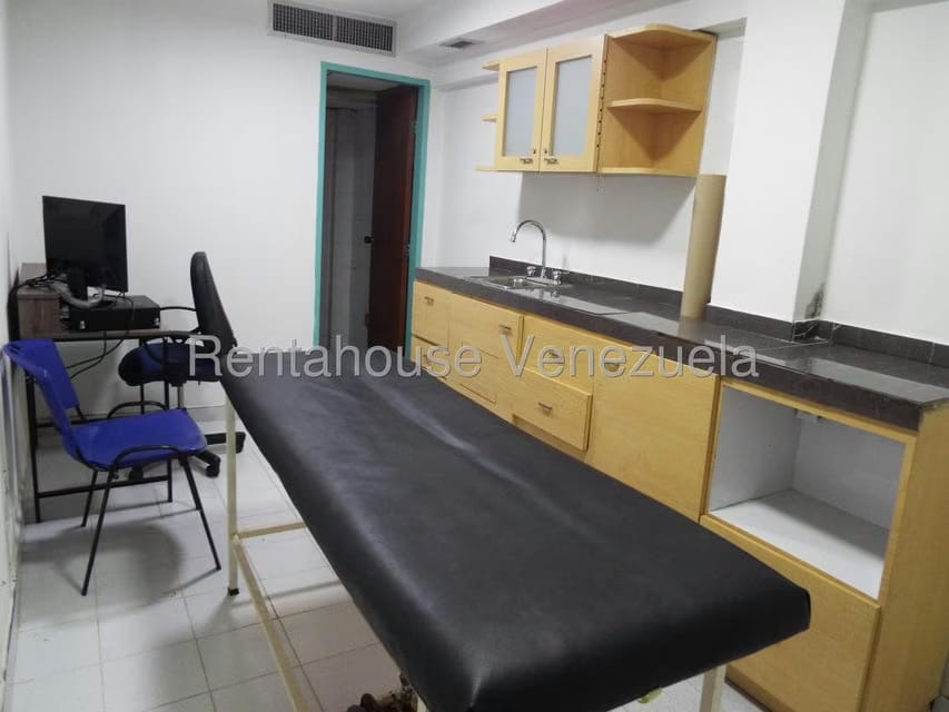 Negocios y Empresas (Medicina y Salud) en Venta en La Carlota, Distrito Metropolitano - 37