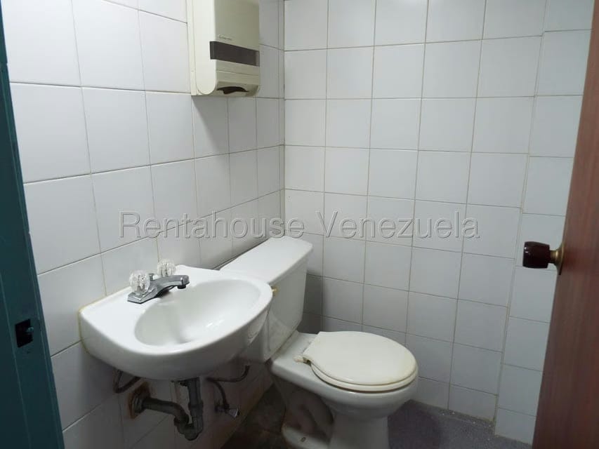 Negocios y Empresas (Medicina y Salud) en Venta en La Carlota, Distrito Metropolitano - 38