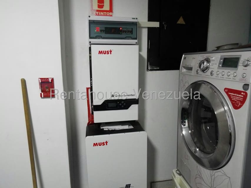 Negocios y Empresas (Medicina y Salud) en Venta en La Carlota, Distrito Metropolitano - 55