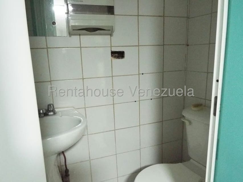 Negocios y Empresas (Medicina y Salud) en Venta en La Carlota, Distrito Metropolitano - 58