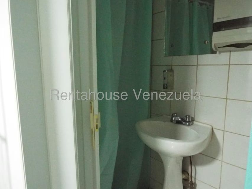 Negocios y Empresas (Medicina y Salud) en Venta en La Carlota, Distrito Metropolitano - 59