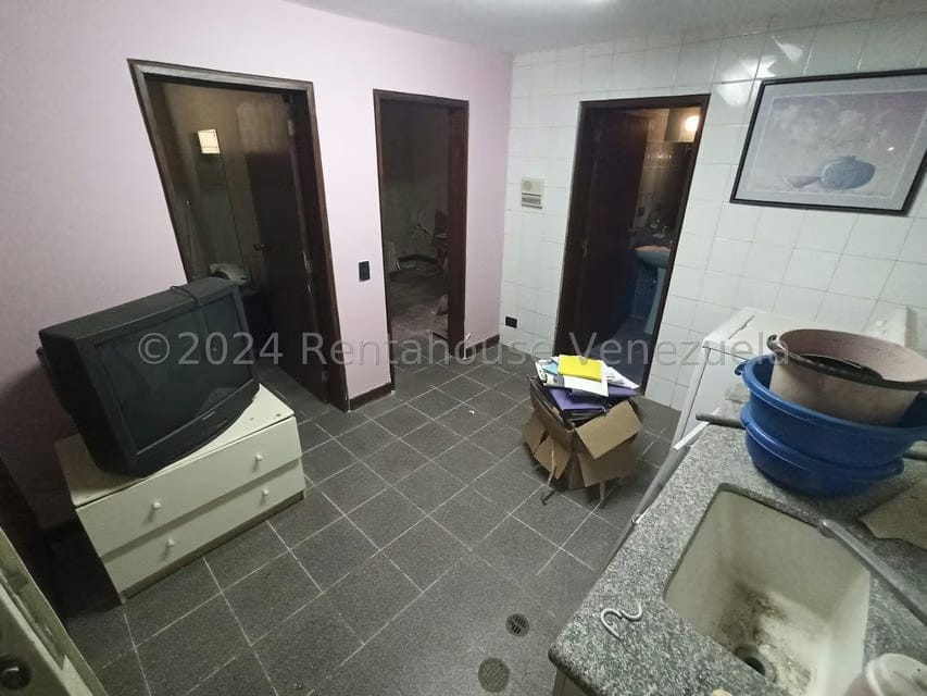 Casa (Multipes Niveles) en Venta en Oripoto, Distrito Metropolitano - 35