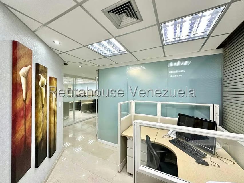 Comercial (Oficina) en Venta en Chuao, Distrito Metropolitano - 3