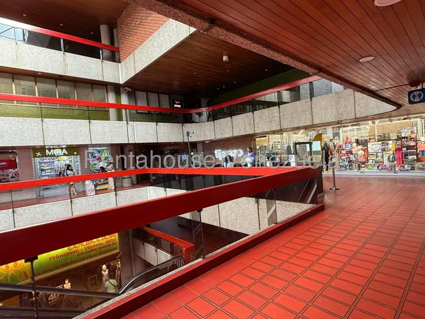 Comercial (Local Comercial) en Venta en Las Mercedes, Distrito Metropolitano - 9