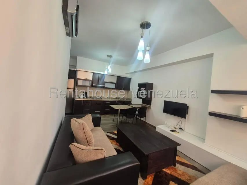 Apartamento (1 Nivel) en Alquiler en La Trigaleña, Carabobo - 10