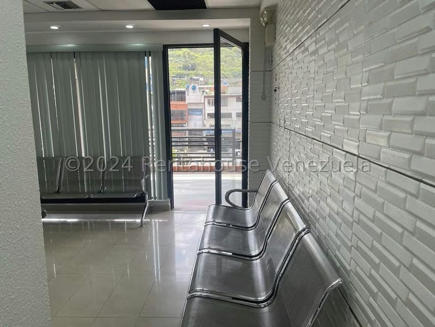 Comercial (Local Comercial) en Venta en Las Salias, Miranda - 26