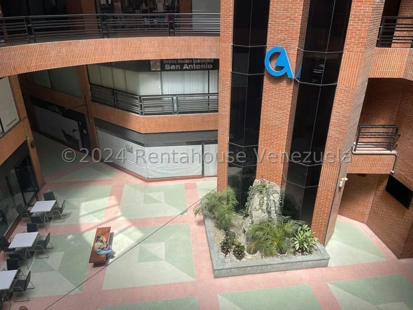 Comercial (Local Comercial) en Venta en Las Salias, Miranda - 29