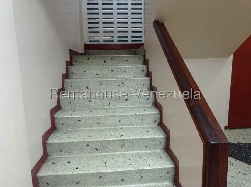 Apartamento (1 Nivel) en Venta en Parroquia Santa Rosalia, Distrito Metropolitano - 3