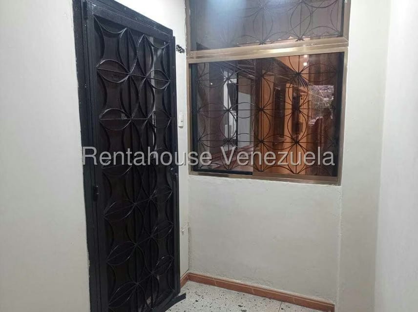 Apartamento (1 Nivel) en Venta en Parroquia Santa Rosalia, Distrito Metropolitano - 5