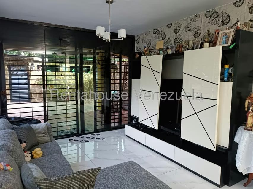Townhouse (Duplex) en Venta en La Union, Distrito Metropolitano - 12