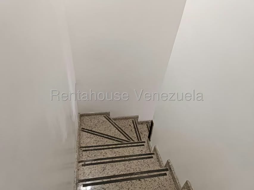 Townhouse (Duplex) en Venta en La Union, Distrito Metropolitano - 15