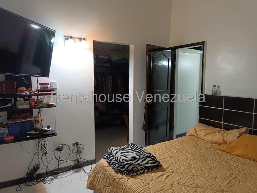 Townhouse (Duplex) en Venta en La Union, Distrito Metropolitano - 18