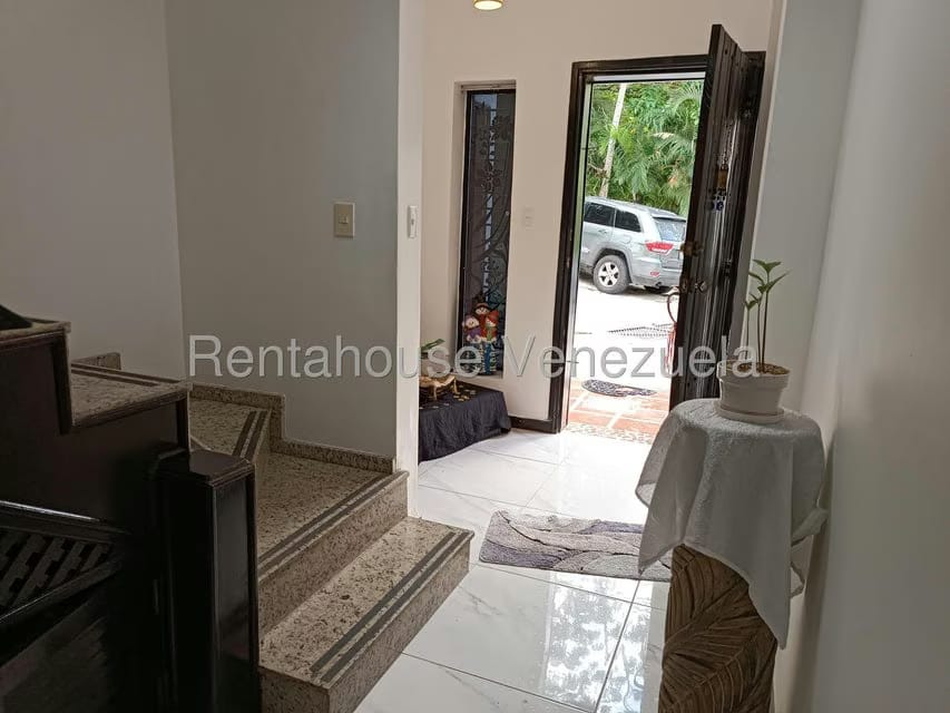 Townhouse (Duplex) en Venta en La Union, Distrito Metropolitano - 3