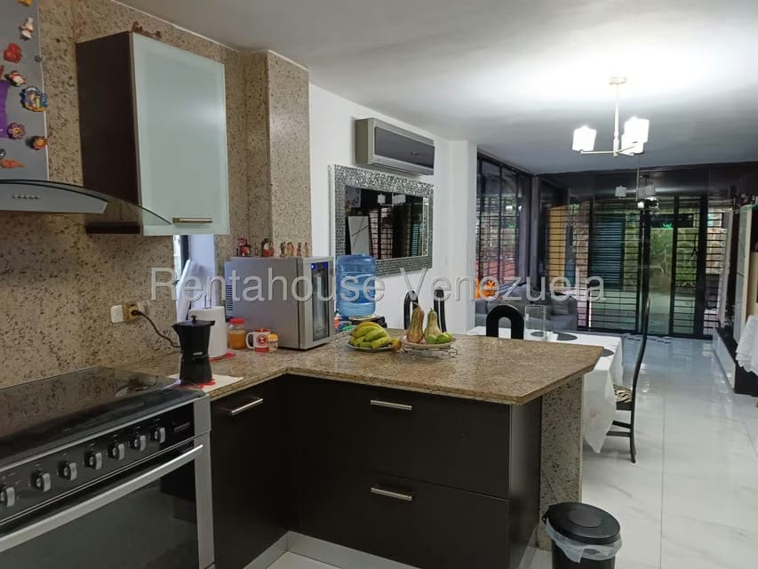 Townhouse (Duplex) en Venta en La Union, Distrito Metropolitano - 7