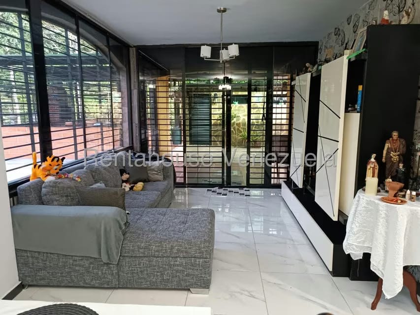 Townhouse (Duplex) en Venta en La Union, Distrito Metropolitano - 10