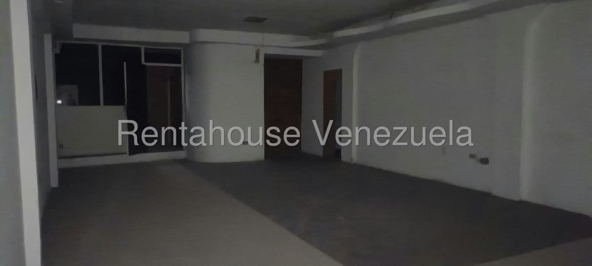 Comercial (Local Comercial) en Alquiler en Sector Sucua, Miranda - 6