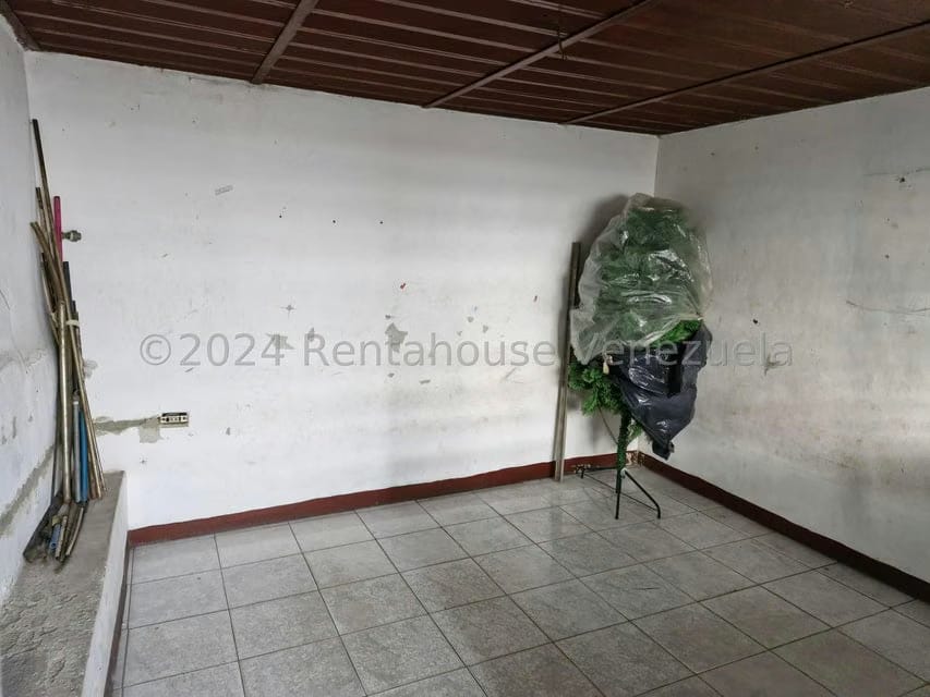 Casa (Multipes Niveles) en Venta en Ruperto Lugo, Distrito Metropolitano - 15